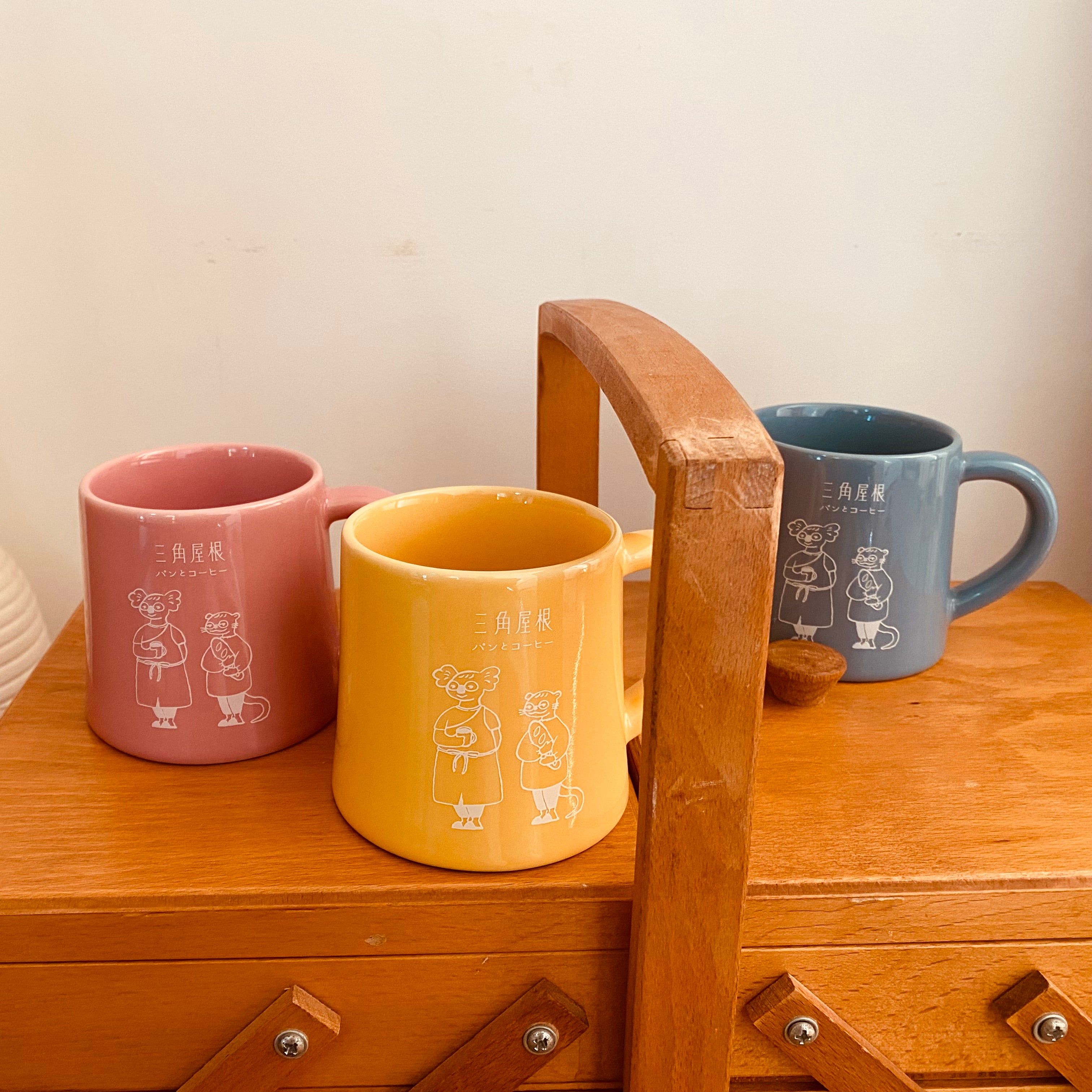 三角屋根オリジナルマグ – 三角屋根 パンとコーヒー